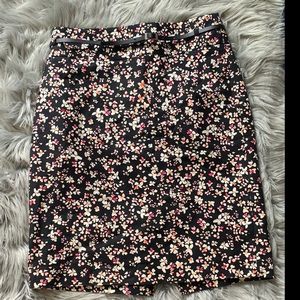 Floral print mini skirt with slit